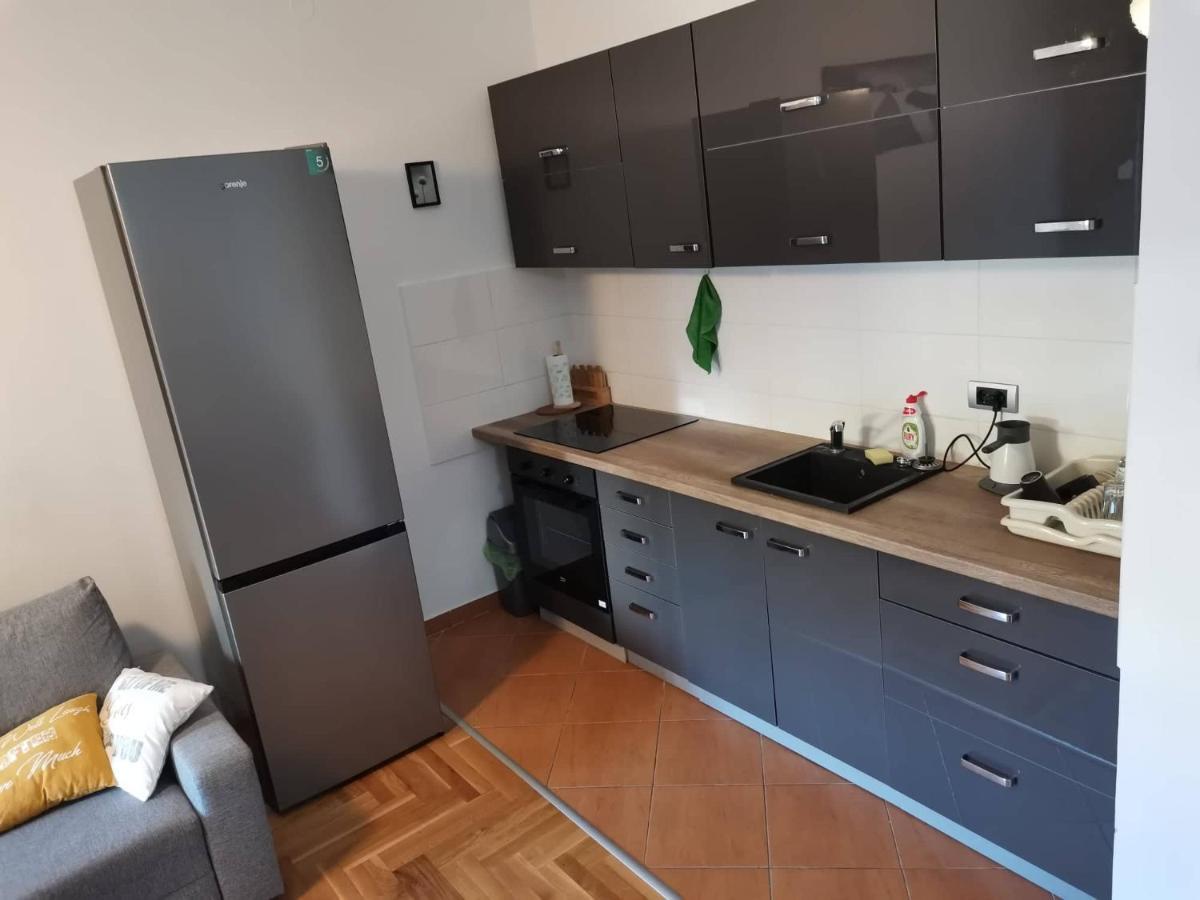 Apartment Luki Novi Sad Exterior photo
